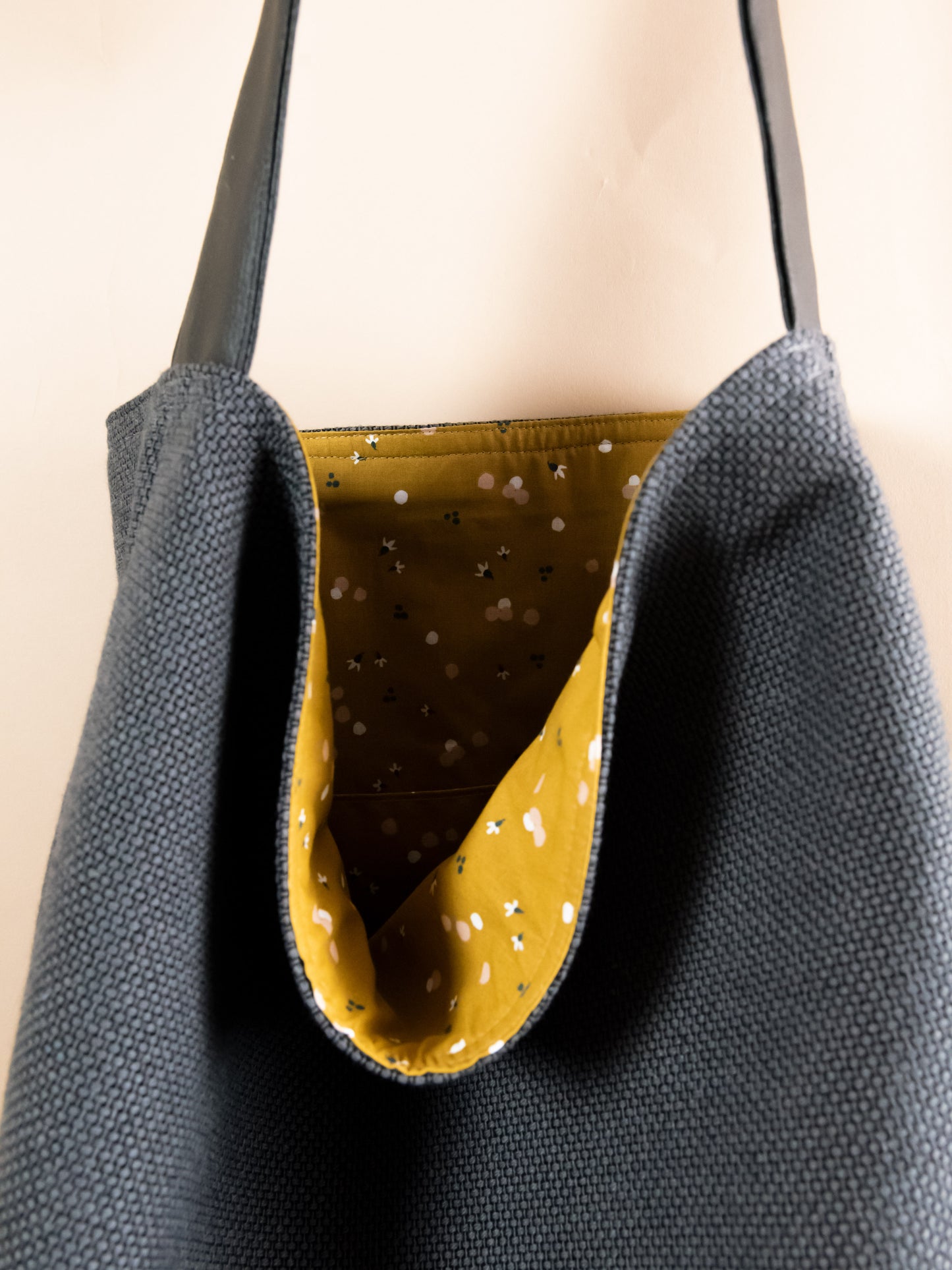 Borsa tracolla particolare interno