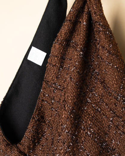 Dettaglio interno borsa reversibile TERESA in lamè  marrone e misto lana nera