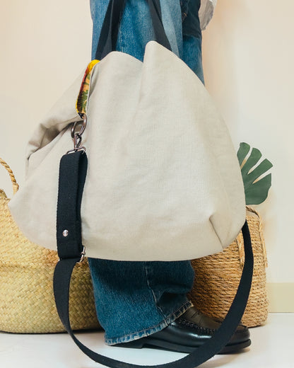 ILA | BORSA CON TRACOLLA REGOLABILE