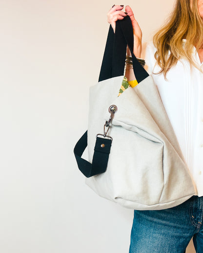 ILA | BORSA CON TRACOLLA REGOLABILE